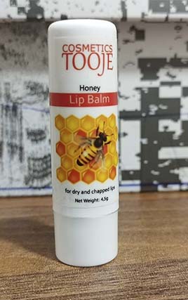 Tooje Honey Lip Balm Photo