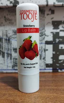 Tooje Strawberry Lip Balm Photo